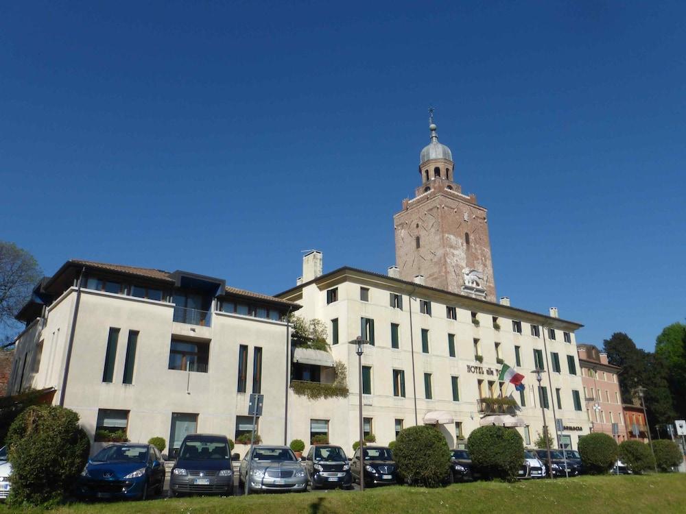 Hotel Alla Torre Castelfranco Veneto Esterno foto