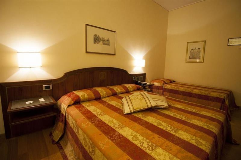 Hotel Alla Torre Castelfranco Veneto Esterno foto